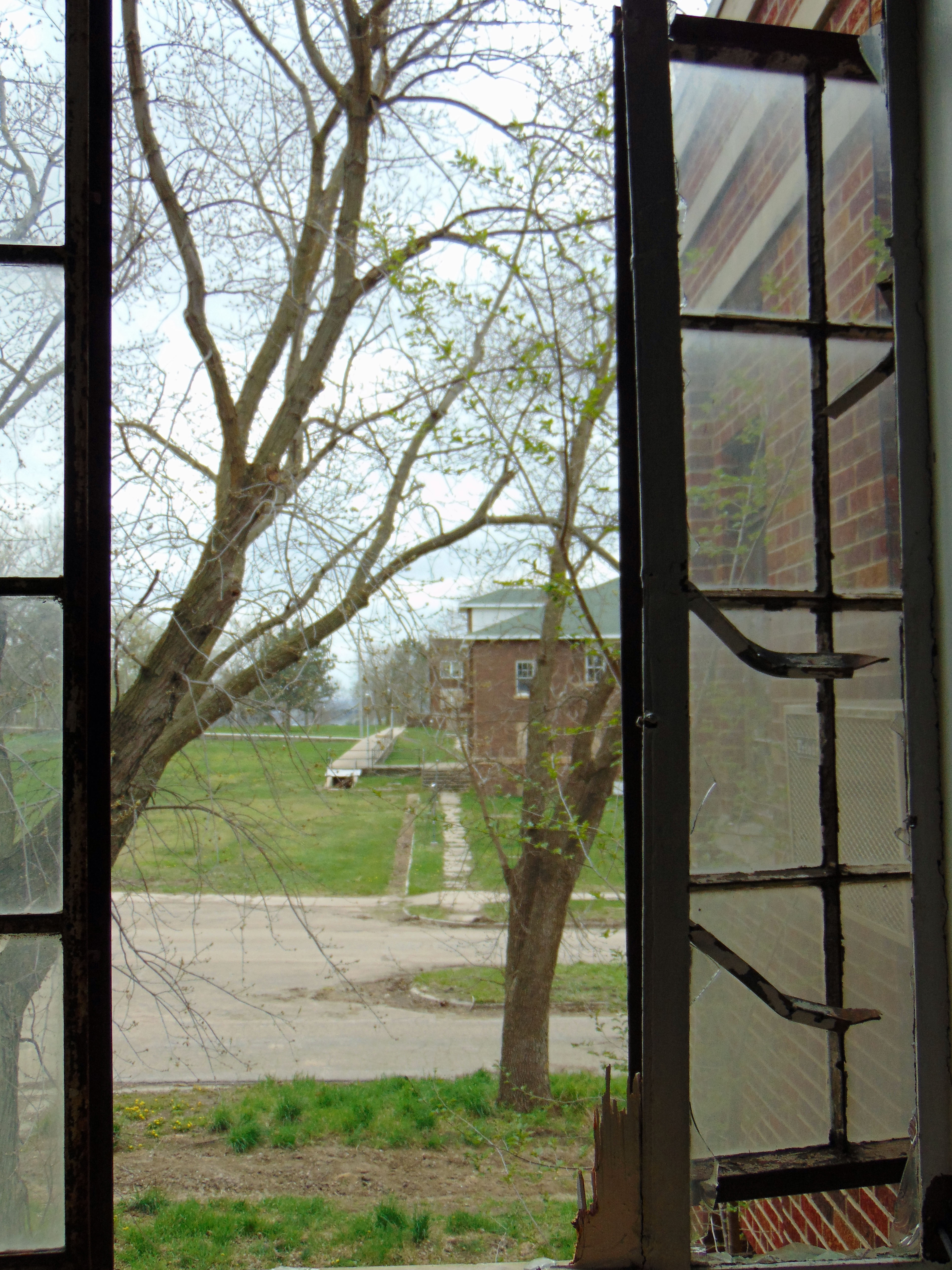 All buildings but one have been demolished. This was right before they were demolished.