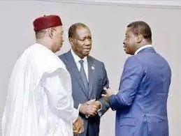 Colloque sur le FCFA: la violente réponse de Kako Nubukpo à Nathalie Yamb | TOGOWEB
