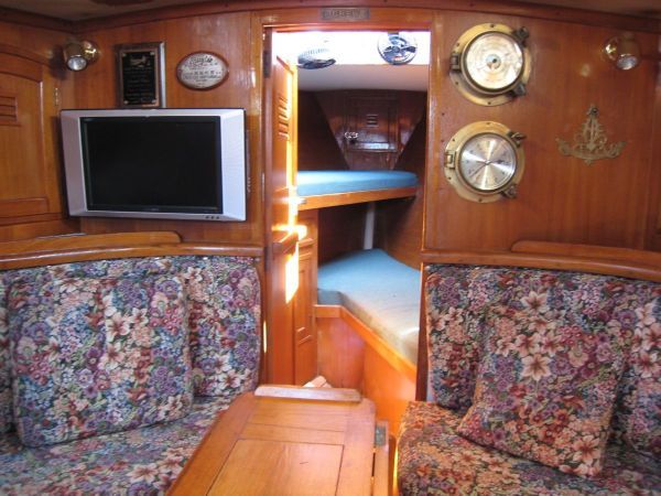 Junior's room is the V-Berth with bunk beds!