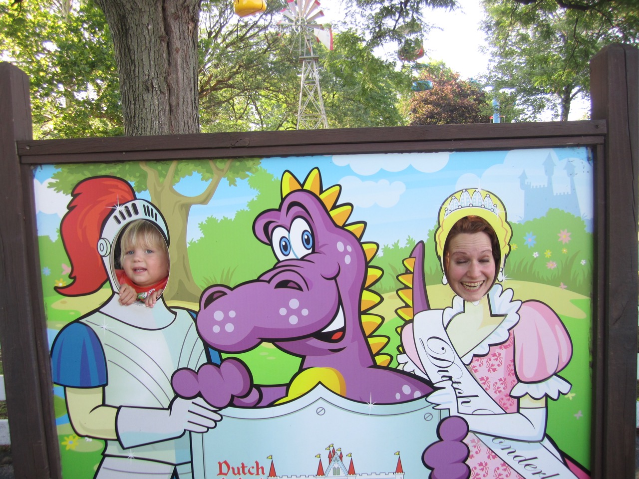 Knight Sully, Duke the Dragon and Princess Lizze