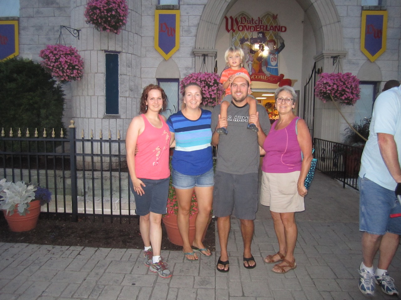 After a long fun afternoon at Dutch Wonderland!