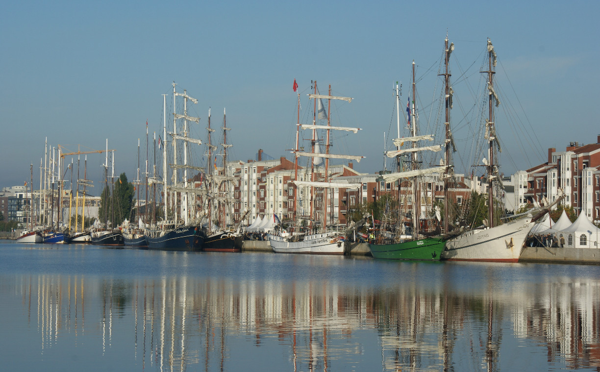 Segelschiffe am Bontekai