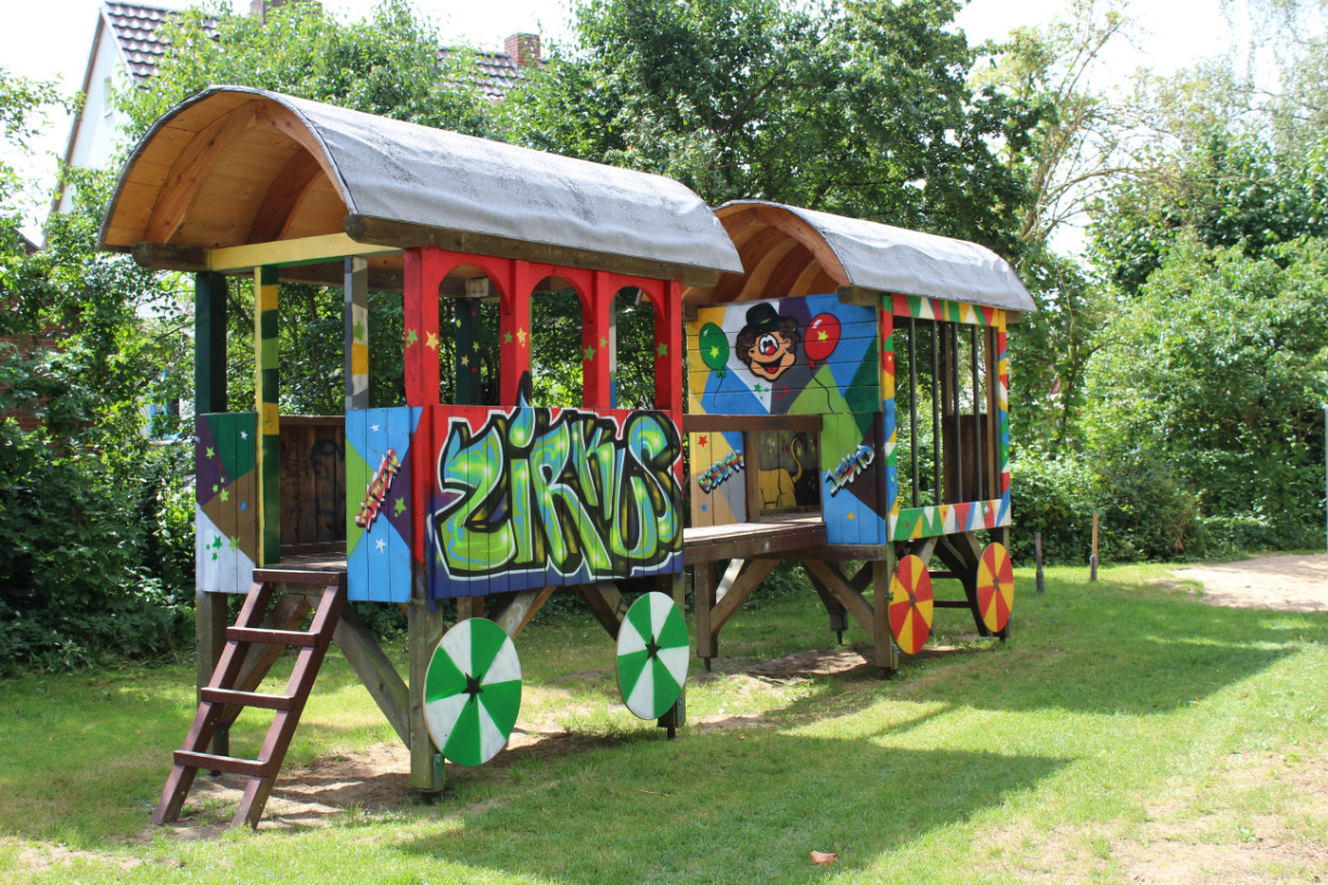 Auf dem Zirkusspielplatz in Verden-Hönisch