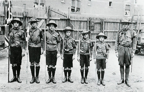 Sejarah pramuka indonesia zaman kemerdekaan. Lahirnya Gerakan Kepanduan Di Masa Hindia Belanda About Pramuka