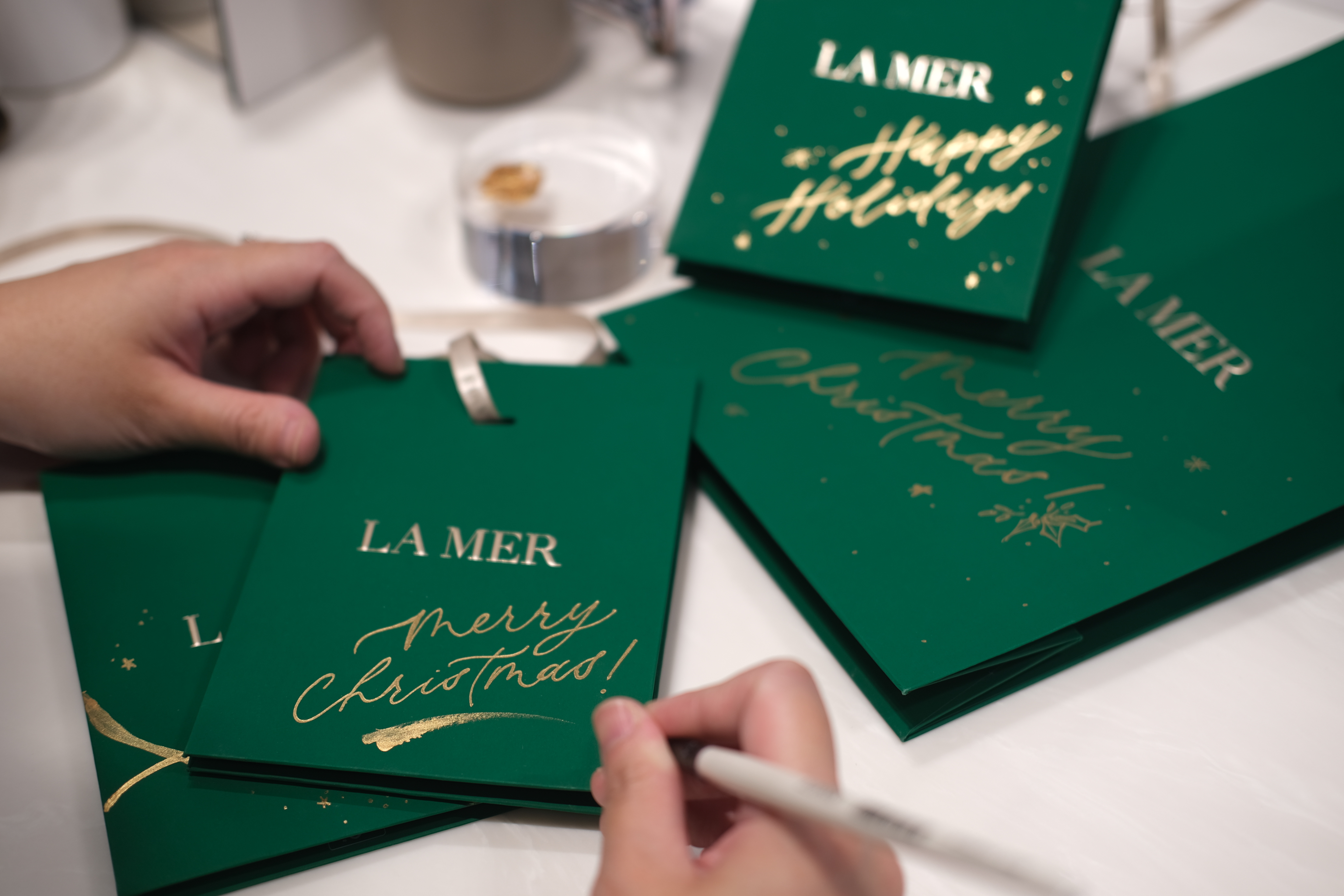 LA MER - A Brush With Mel | Spot writing & illustration