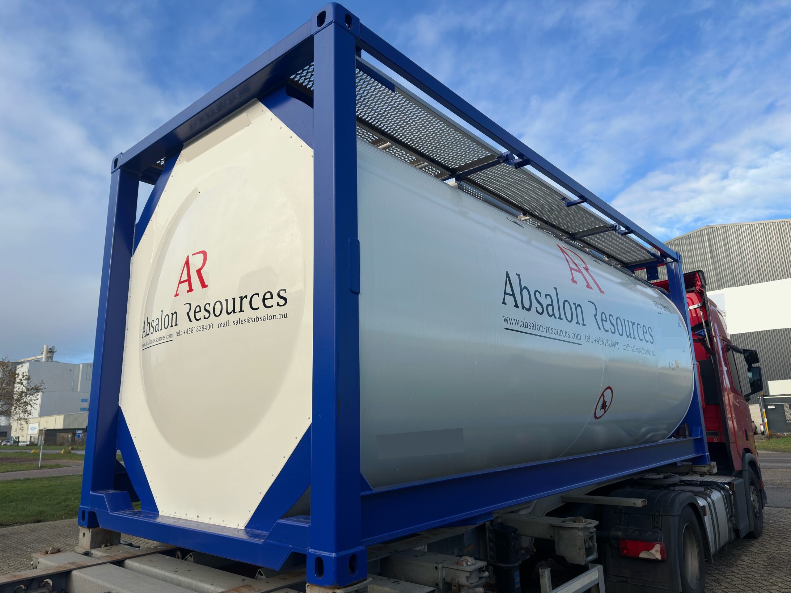 Absalon container in stock