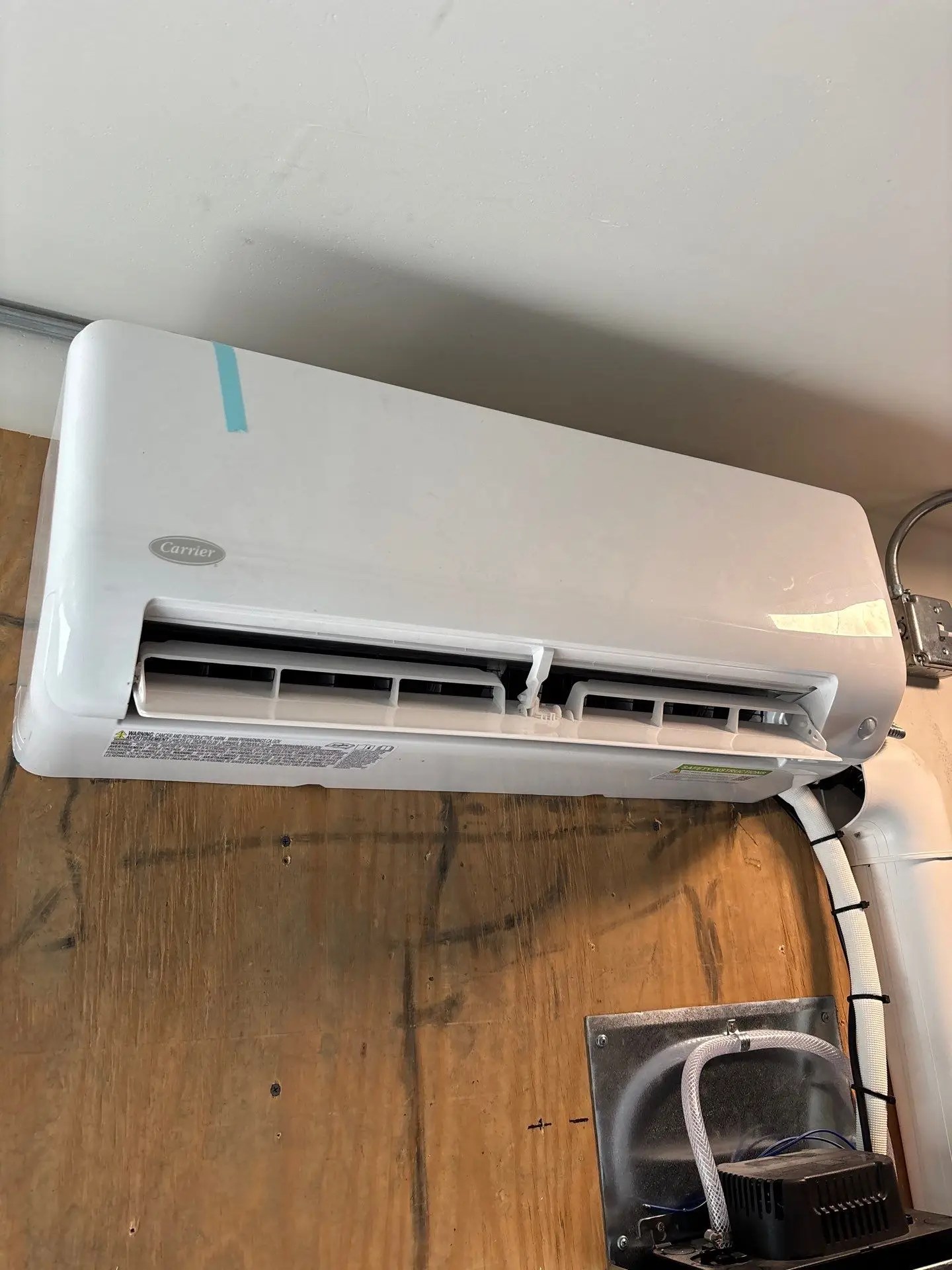 Photo of an ac unit inside a room at the Luxury Inn in Long Beach, CA, a city in Southern California. Services provided here include Mechanical Acceptance Testing (MATT).