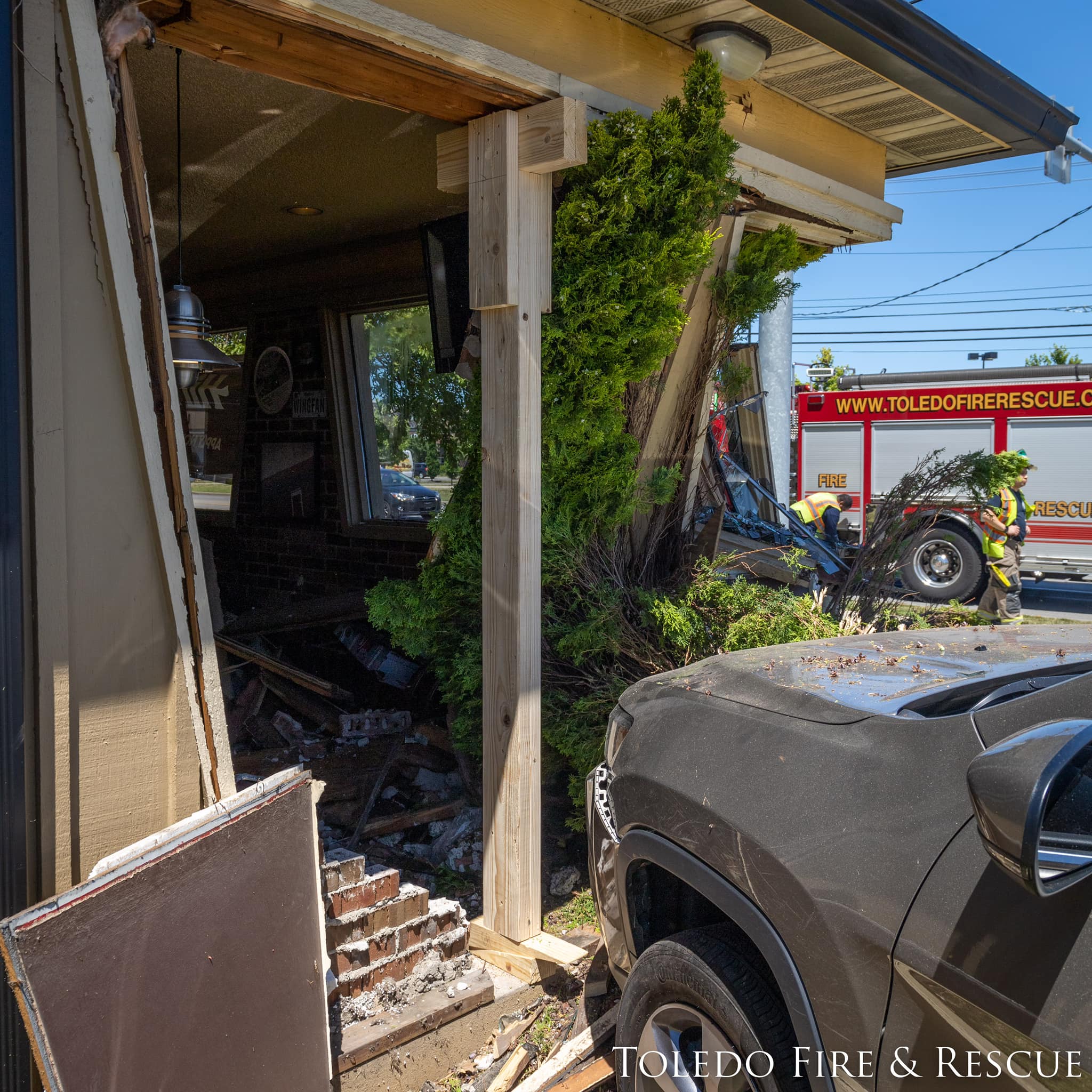 Toledo Fire & Rescue Department Paratech-4
