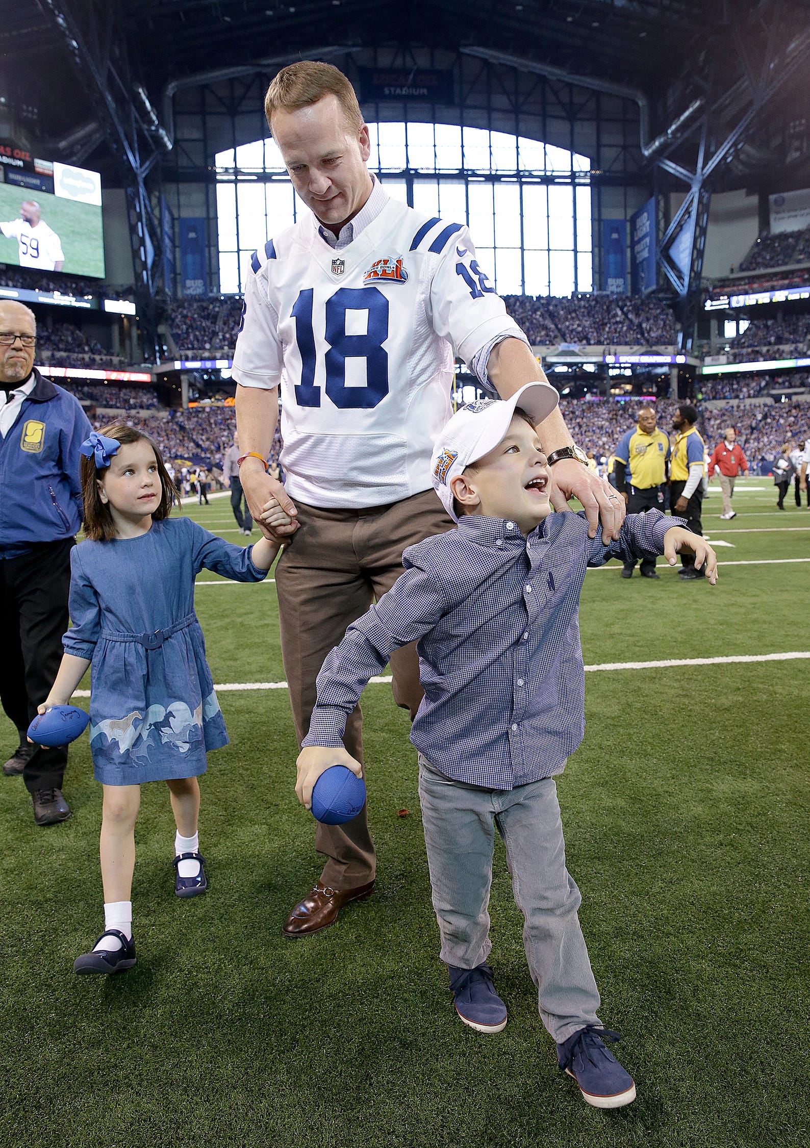 Does Peyton Manning Have Kids - 7e5llko