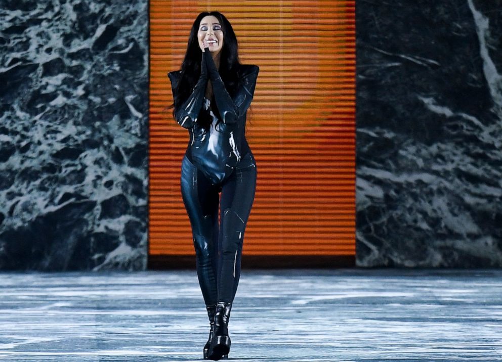 Cher Songs, Books, Movies, Young, Awards, Real Name ABTC
