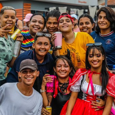 WhatsApp Image 2023-10-08 at 17.15.42 (1) WhatsApp Image 2023-10-08 at 17.15.42 (1)