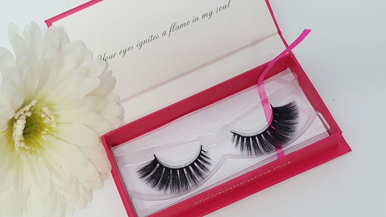 YASMINE SILK LASHES