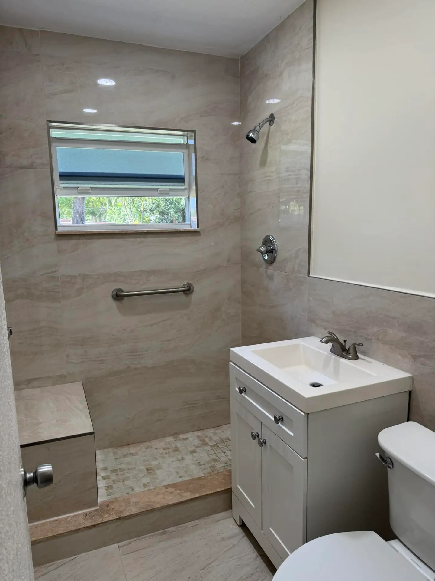 Bathroom1