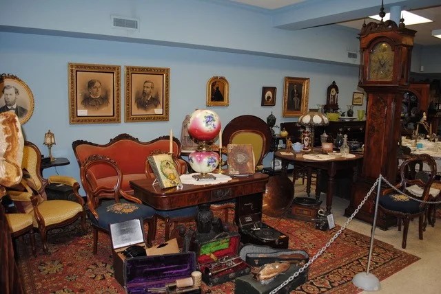 Late 19th Century Parlor