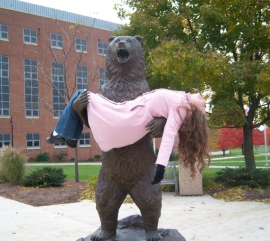 Funny Poses with Statues - Girly Design Blog