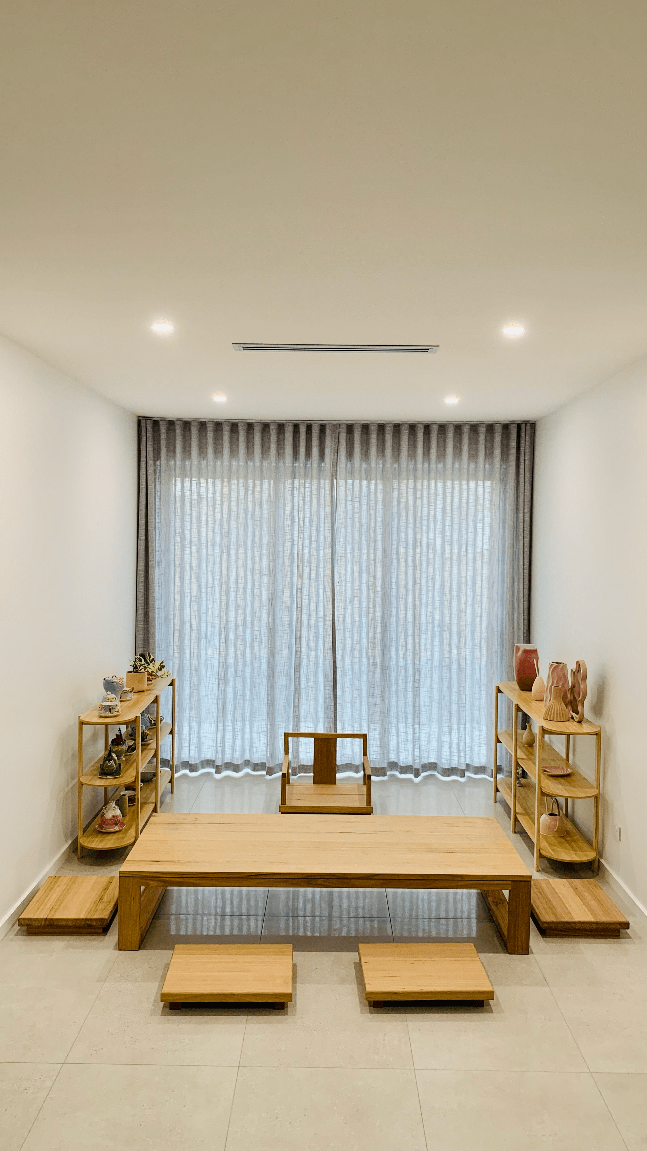 Japanese style 5 chairs and coffee table