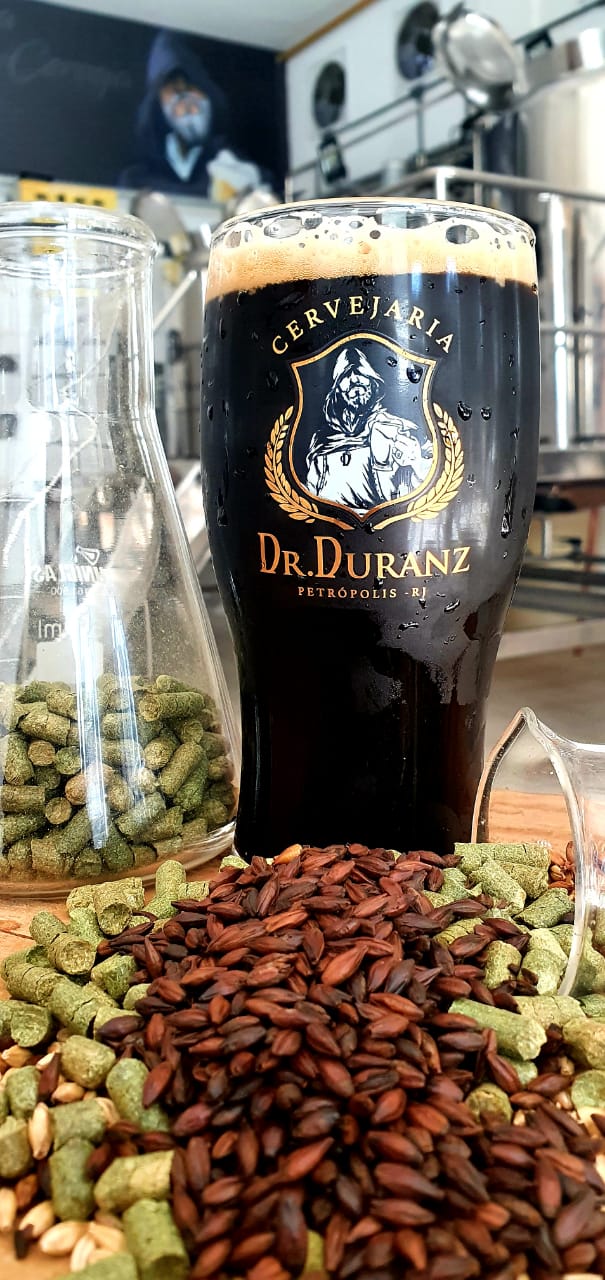 Doutor Duranz lança  Black IPA e monta kits para o Dia das Mães