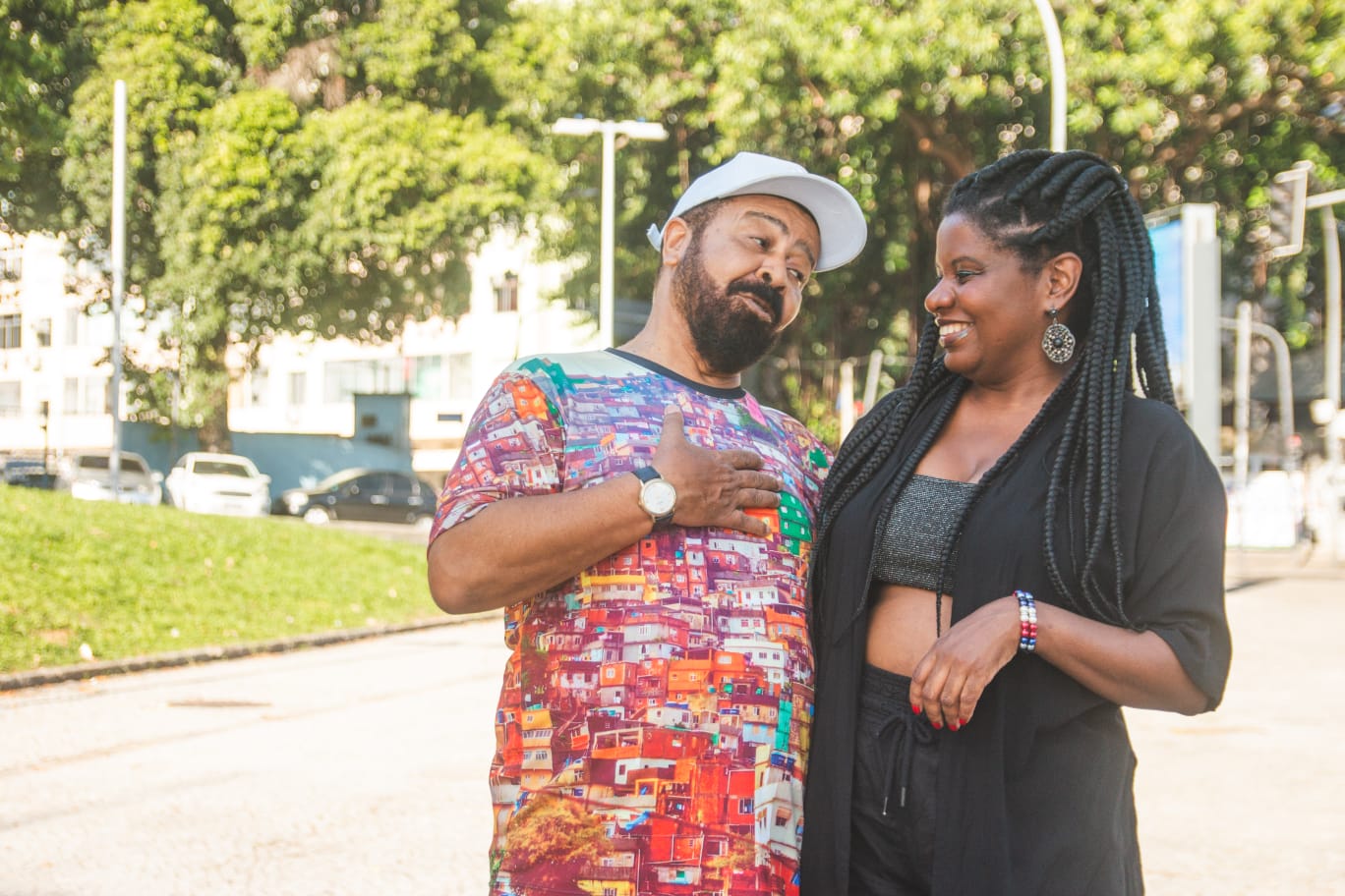 Sambista Jorginho do Império sobe a Serra para show no Teatro Afonso Arinos nesta quinta, como convidado de Sanny Oliver