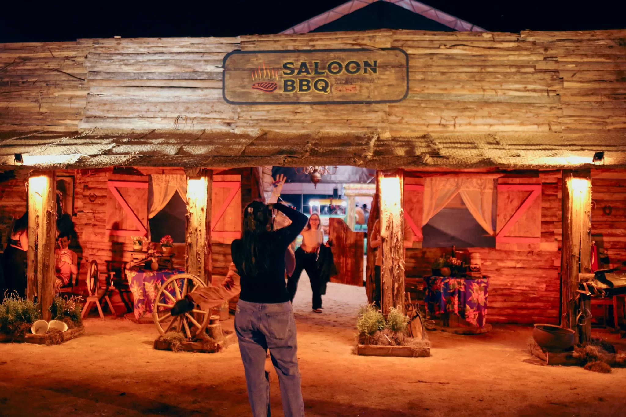 Saloon BBQ 2025 começa nesta sexta (18) com nove dias de evento gratuito em Petrópolis