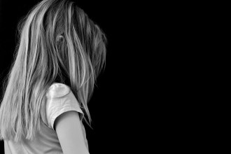 "Comprendiendo la Parálisis Cerebral en Niños: Factores de Riesgo, Síntomas y Terapias Modernas"
