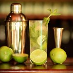 "El Mojito: Historia, Receta Tradicional, Variaciones y los Mejores Acompañamientos"