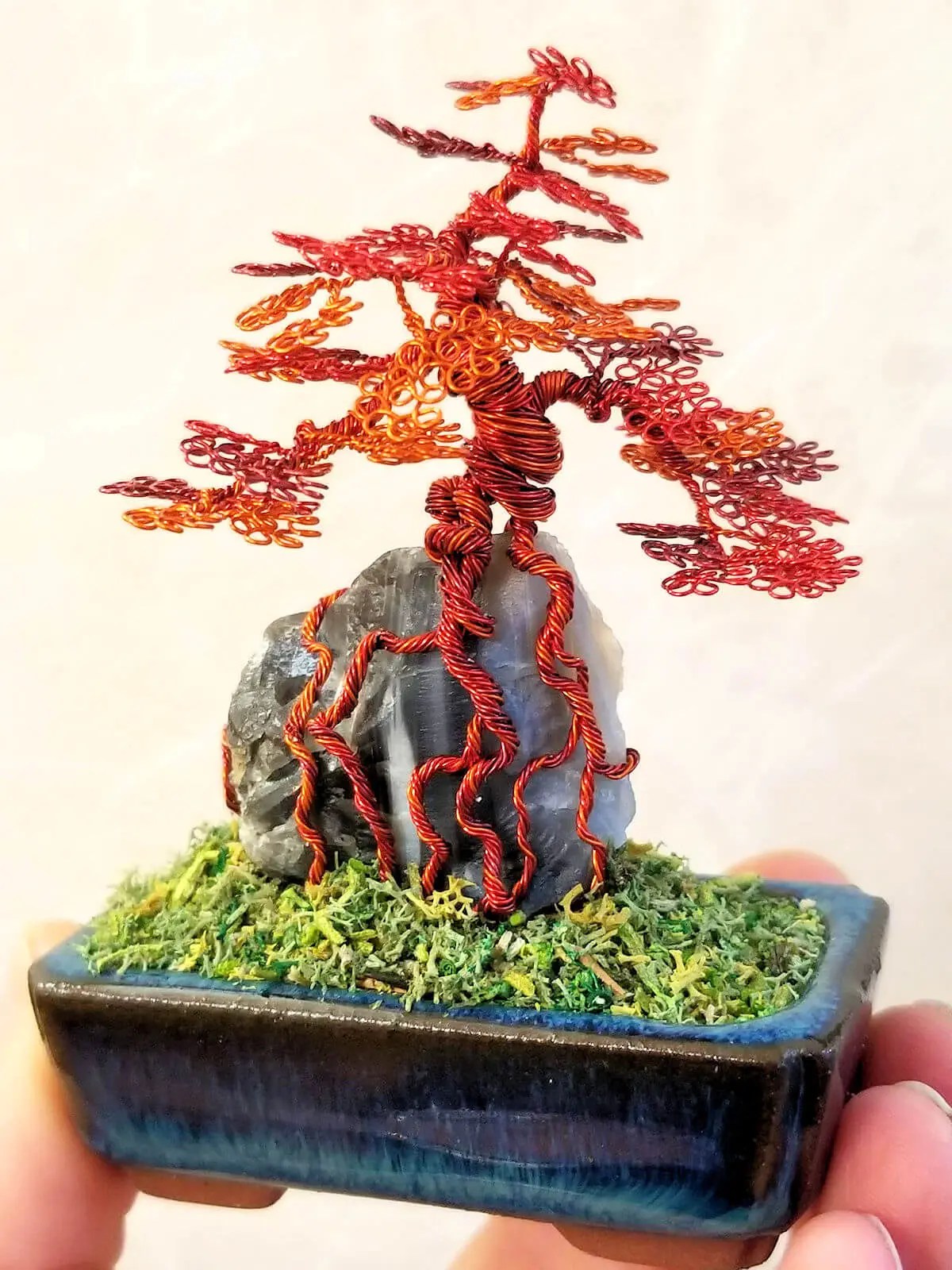 Seki-joju Miniature Wire Bonsai Tree - A Cottage in the Forest