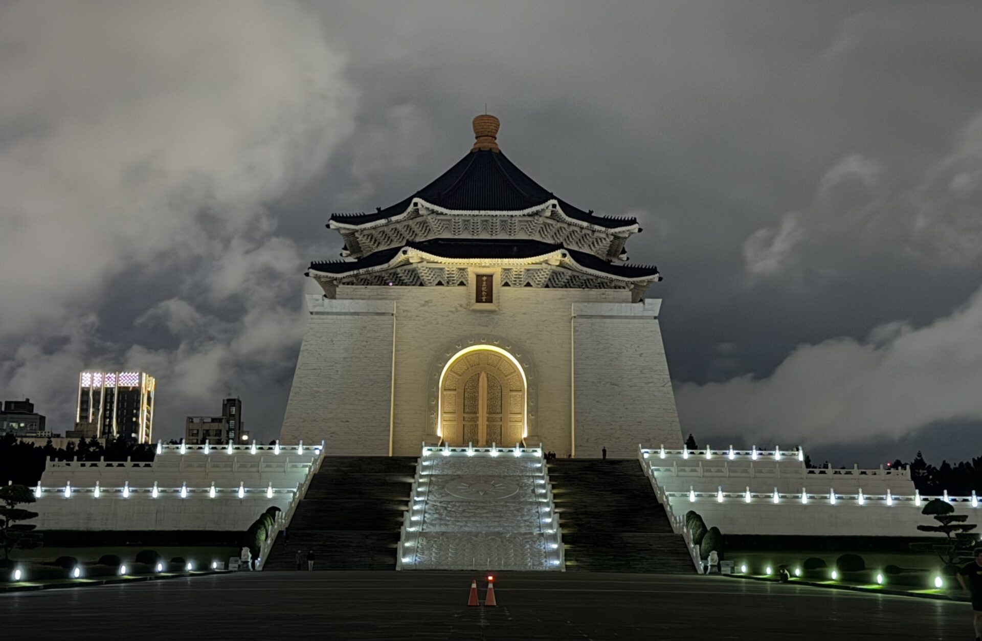 中正紀念堂　大殿堂　夜景