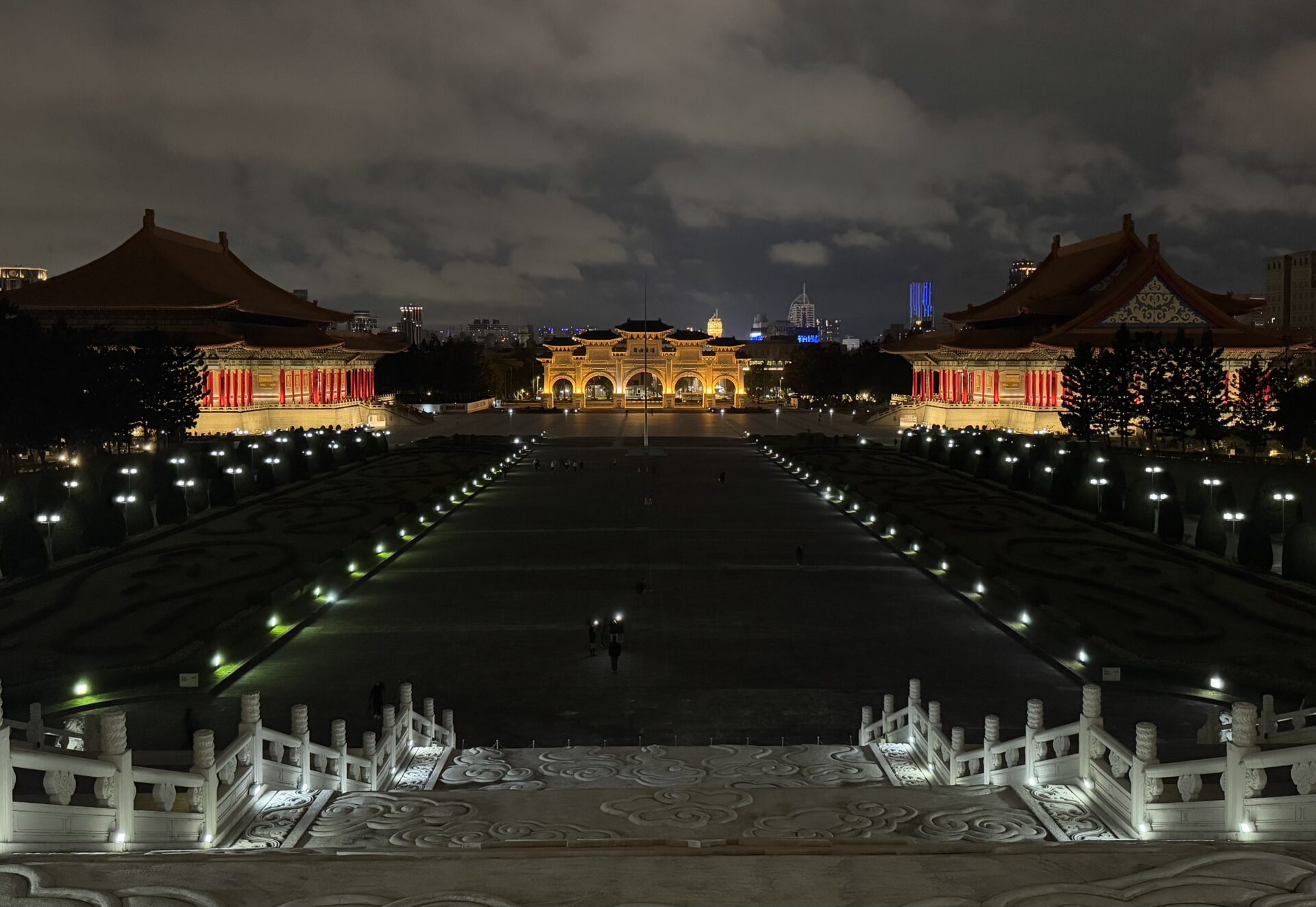 中正紀念堂　自由廣場　夜景