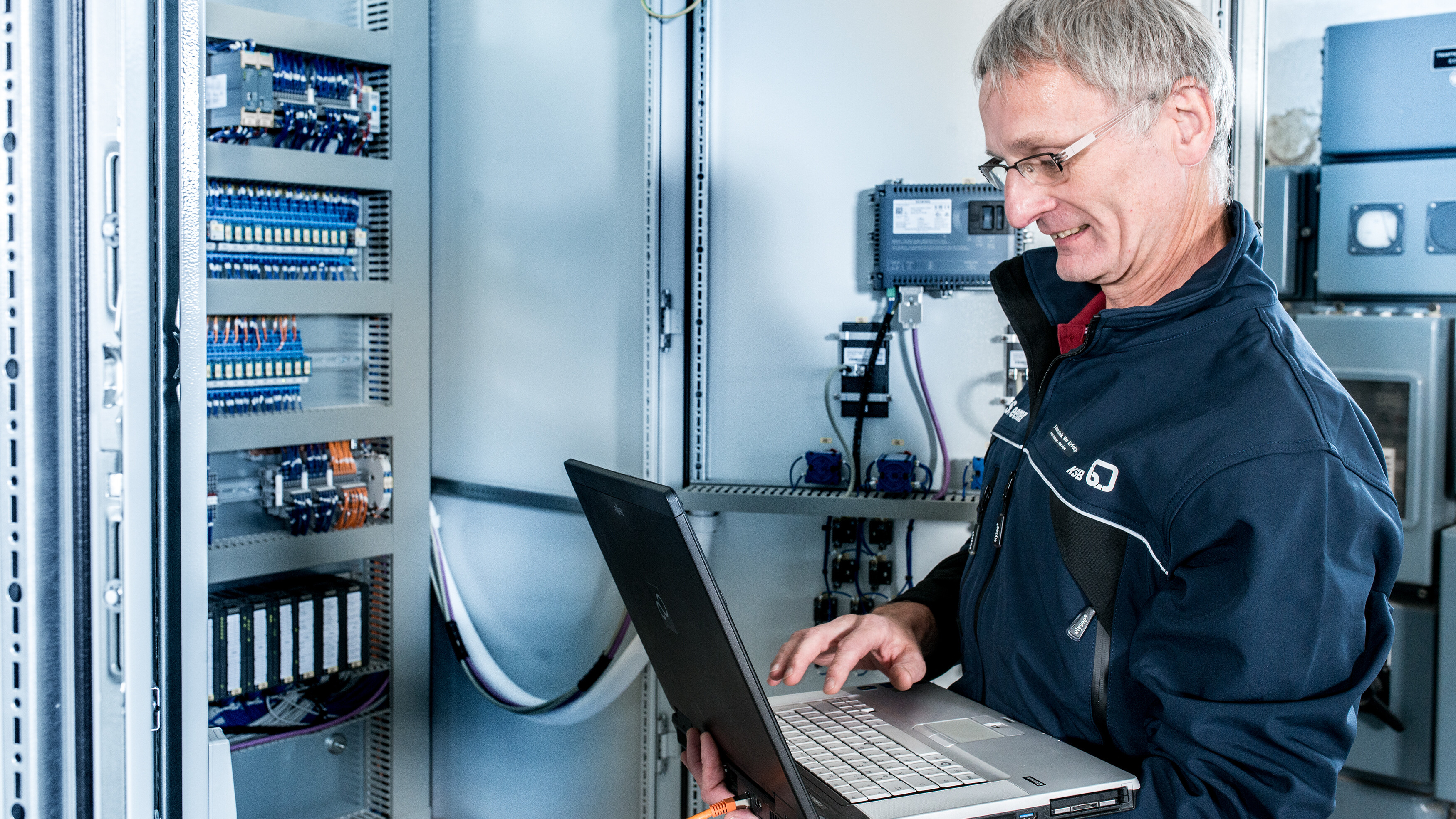 Smartronic U Ma Ksb - Mobile Vintage Backgrounds for Desktop