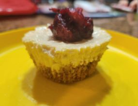 Mini-Cheesecakes with Berry Jam Topping