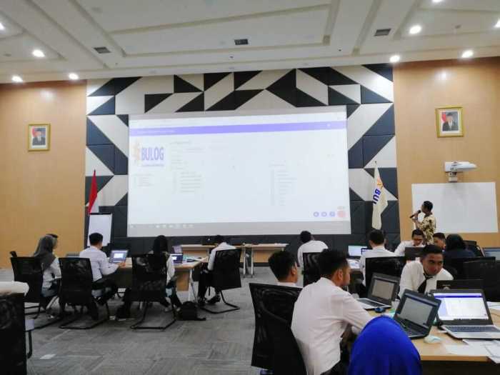 Suasana Pelatihan Activo Asset Management di Perum BULOG