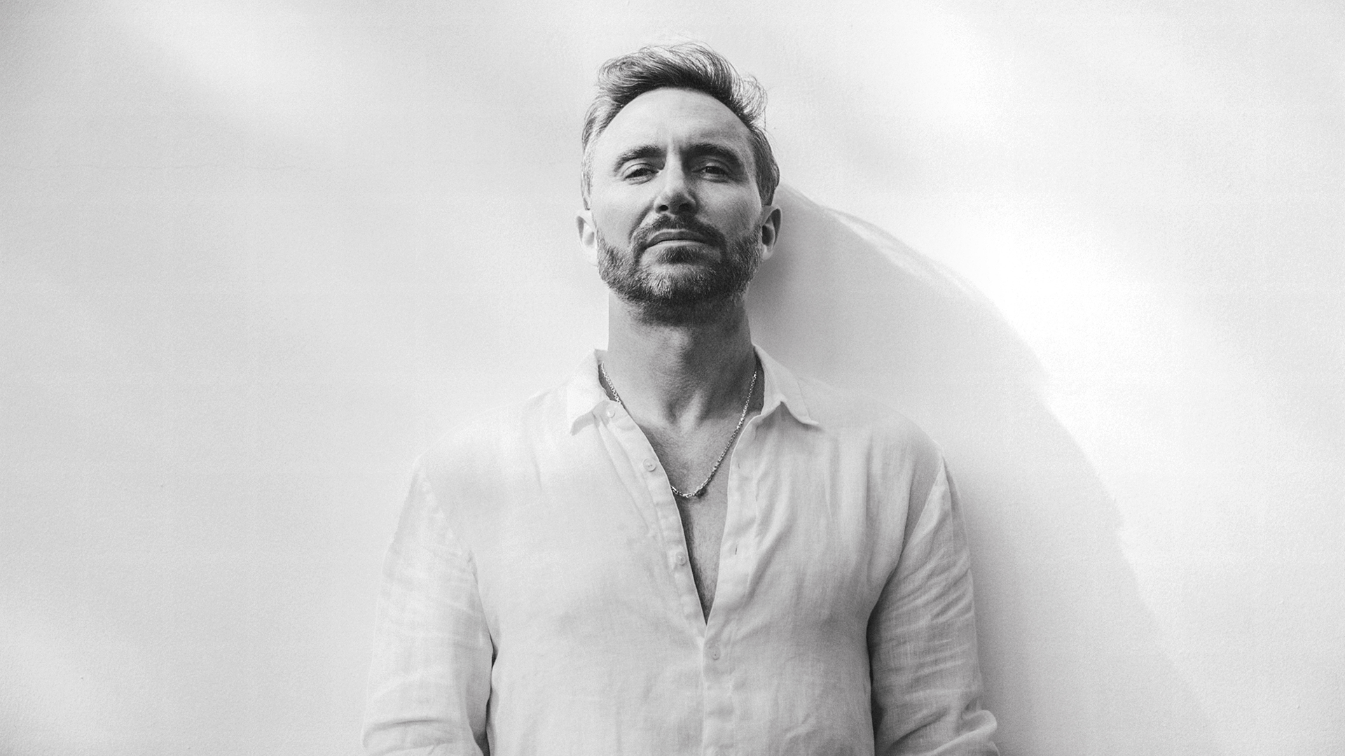 David Guetta entre dans l’histoire : élu meilleur DJ du monde pour la sixième fois, il établit un record absolu