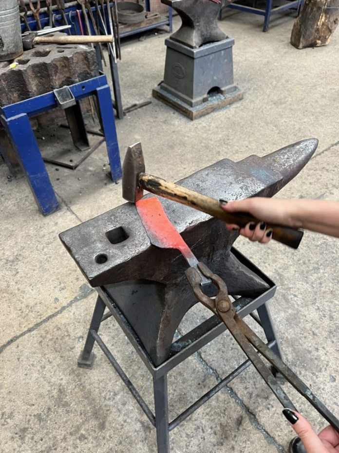 Oldfield Forge Knife Shaping