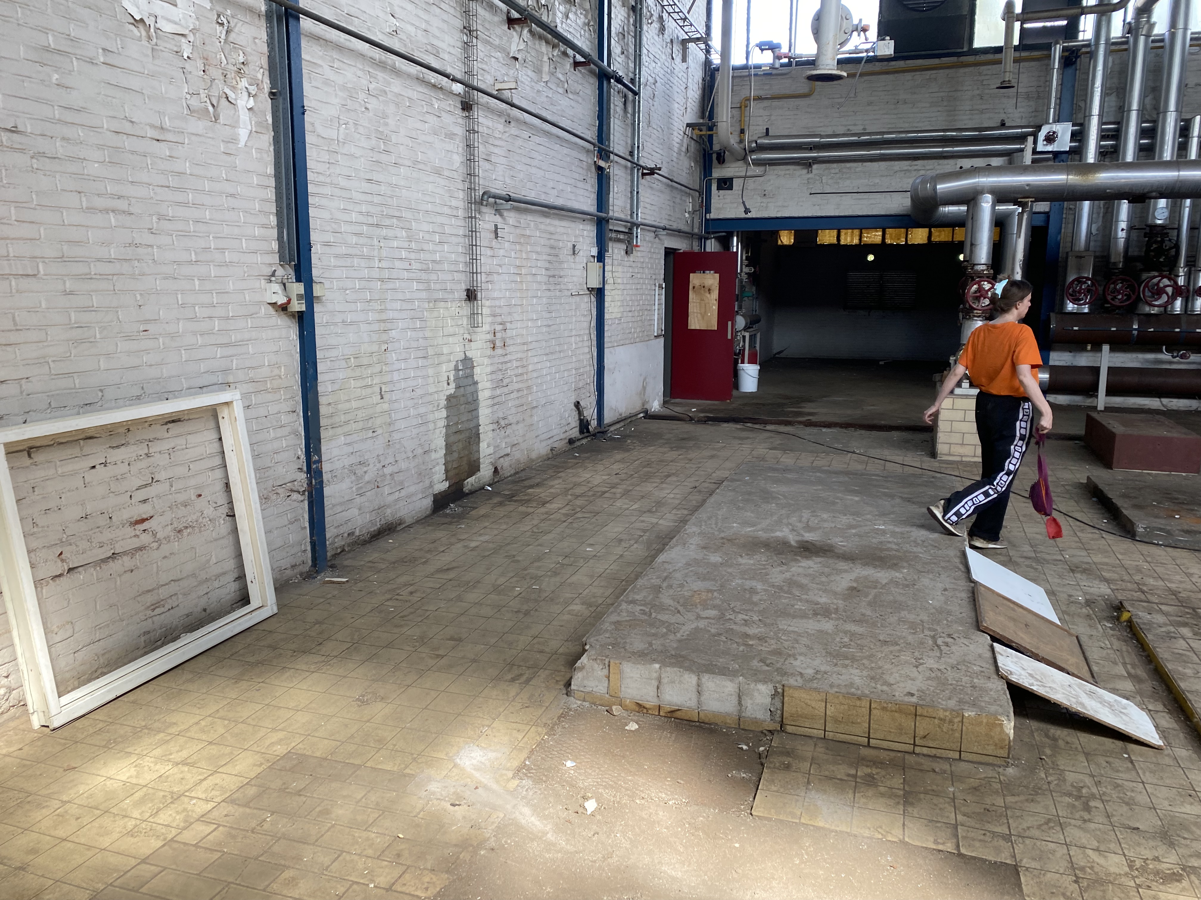 Artists Adam Moore and Lotte Van Gelder facilitating curating with site with Destination Unknown 2023 artist Lola Schot © Adam Moore.
