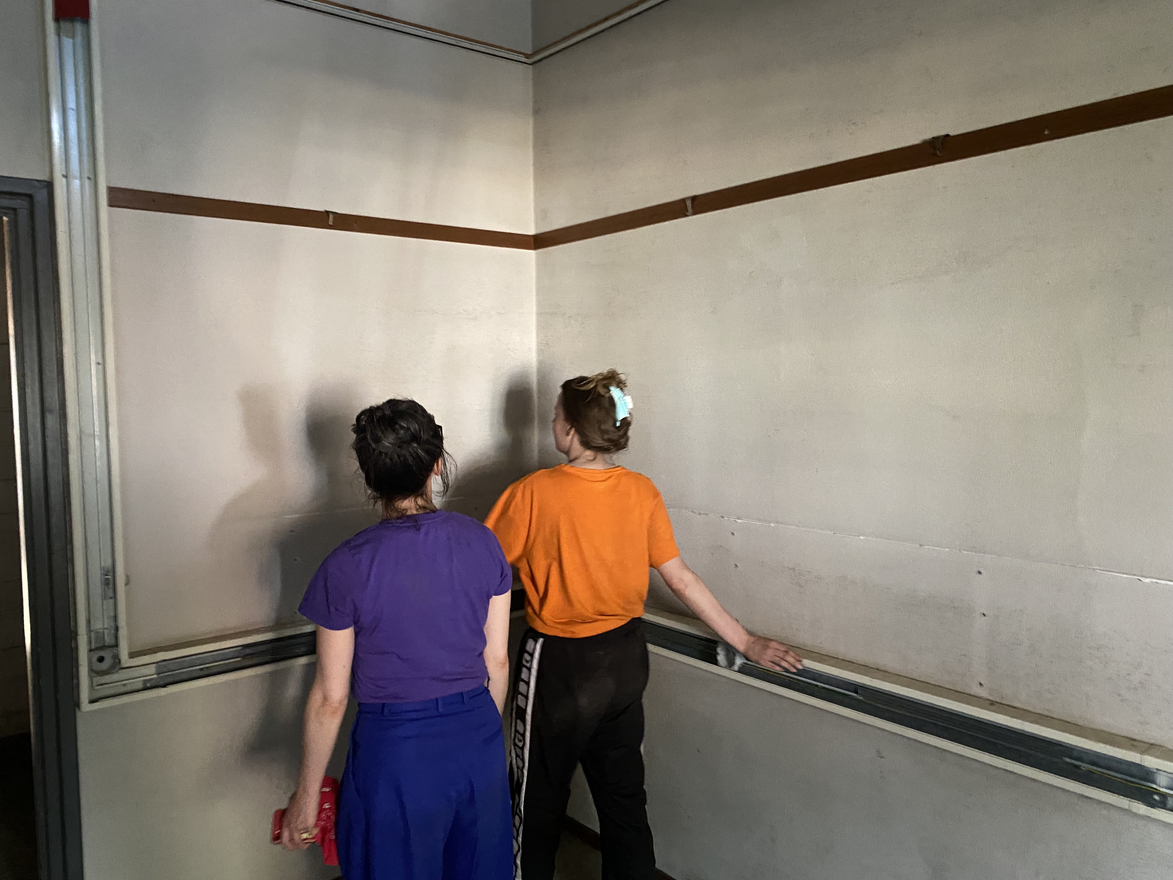 Artists Adam Moore and Lotte Van Gelder facilitating curating and performing with site with Destination Unknown 2023 artist Lola Schot © Adam Moore.