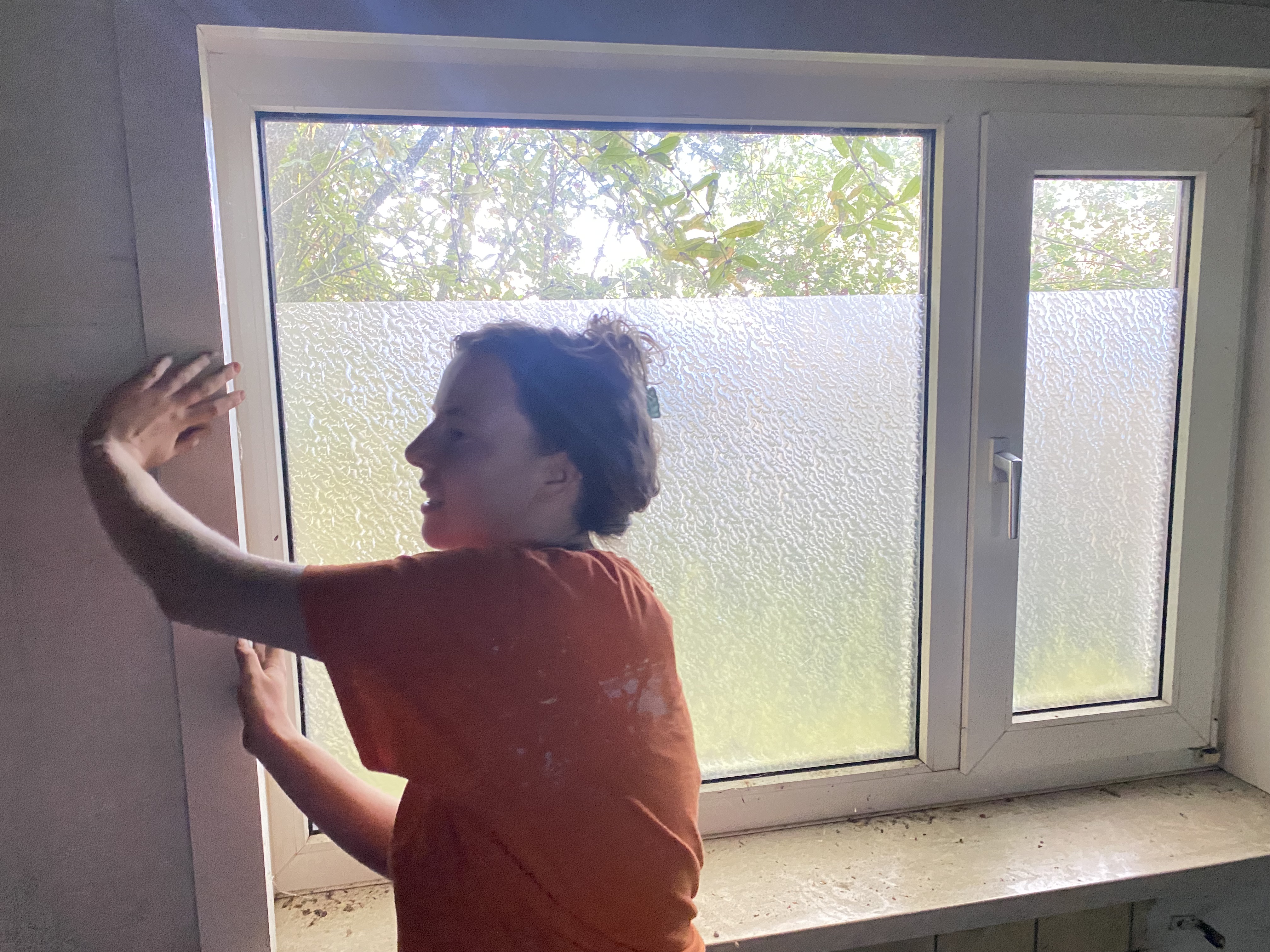 Artists Adam Moore and Lotte Van Gelder facilitating curating and performing with site with Destination Unknown 2023 artist Lola Schot © Adam Moore.