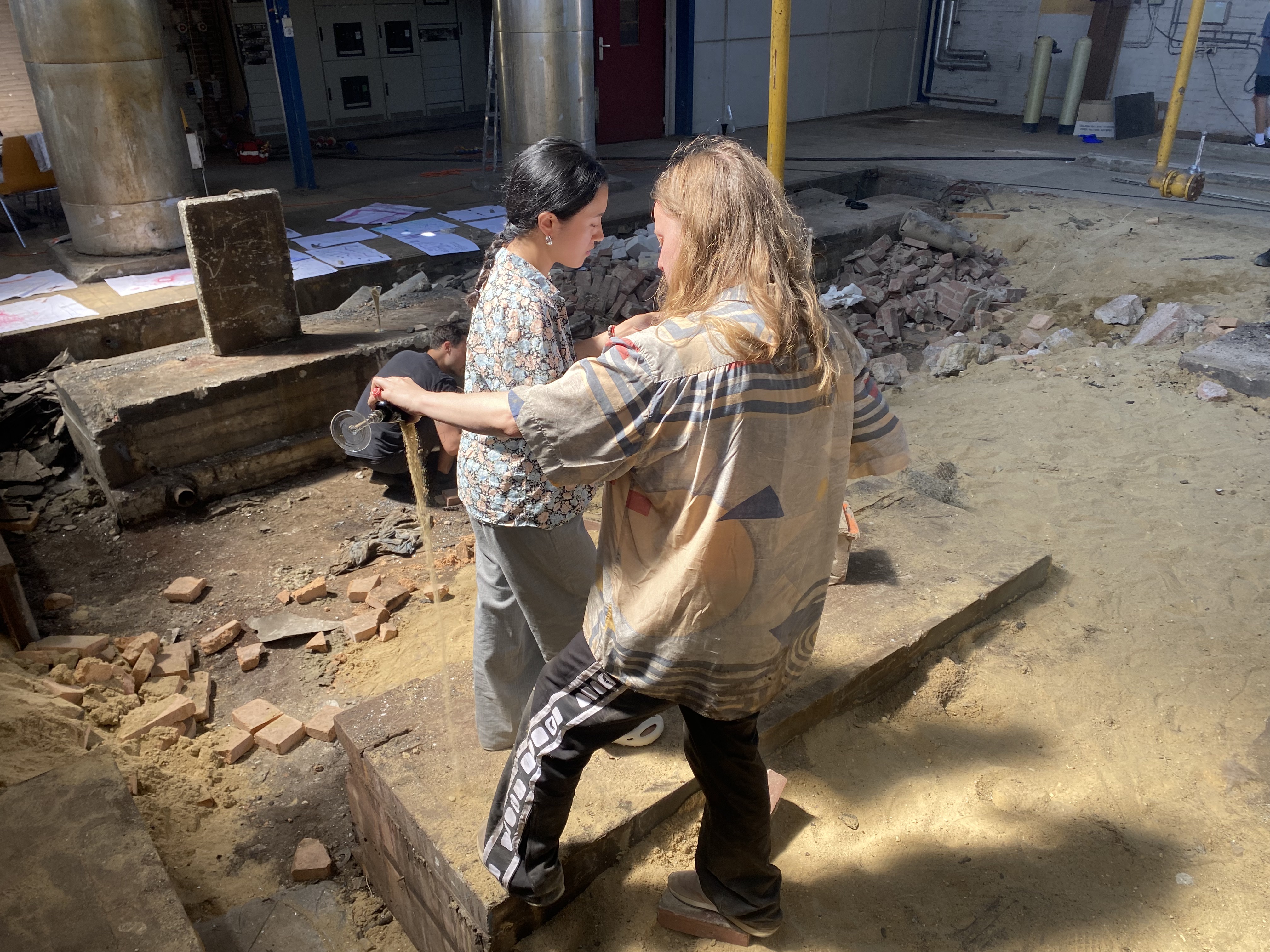 Artists Adam Moore and Lotte Van Gelder facilitating curating and performing with site and Destination Unknown 2023 artists Lola Schot and Yeonwoo Chang © Adam Moore.