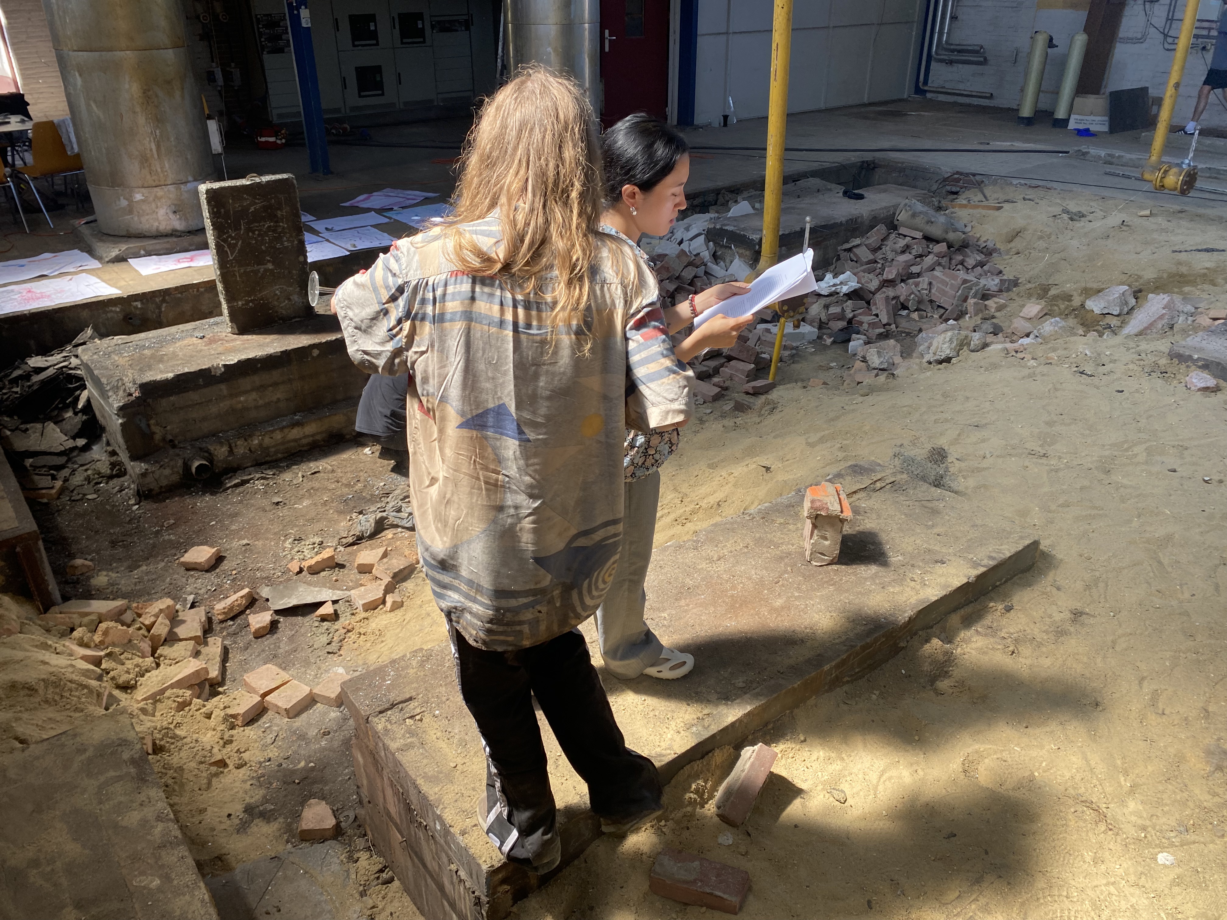 Artists Adam Moore and Lotte Van Gelder facilitating curating and performing with site and Destination Unknown 2023 artists Lola Schot and Yeonwoo Chang © Adam Moore.