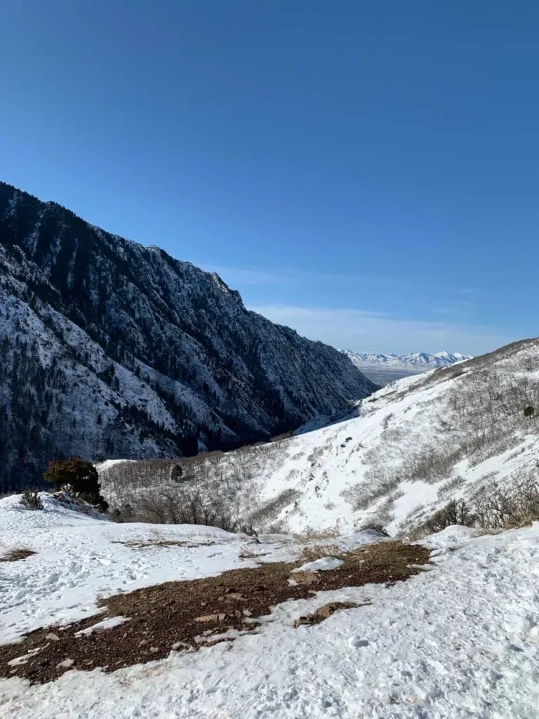 Hiking Church Creek to Pipeline Overlook Trail