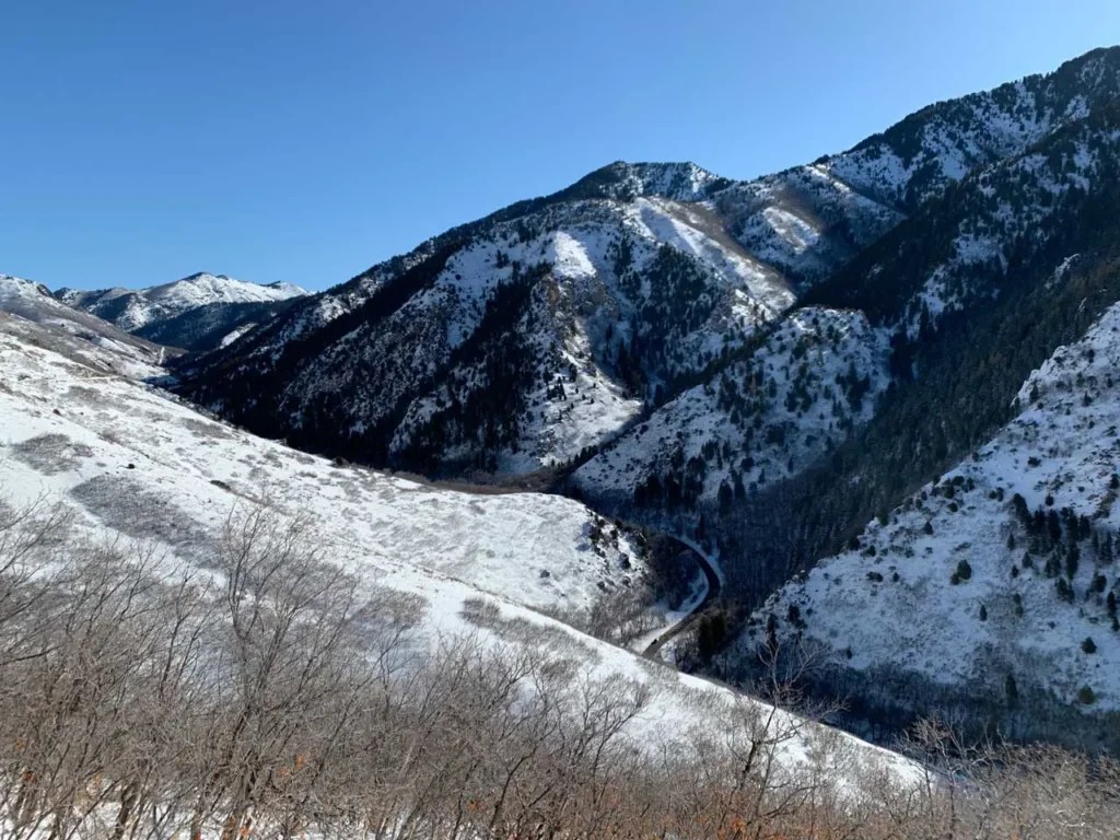 Hiking Church Creek to Pipeline Overlook Trail