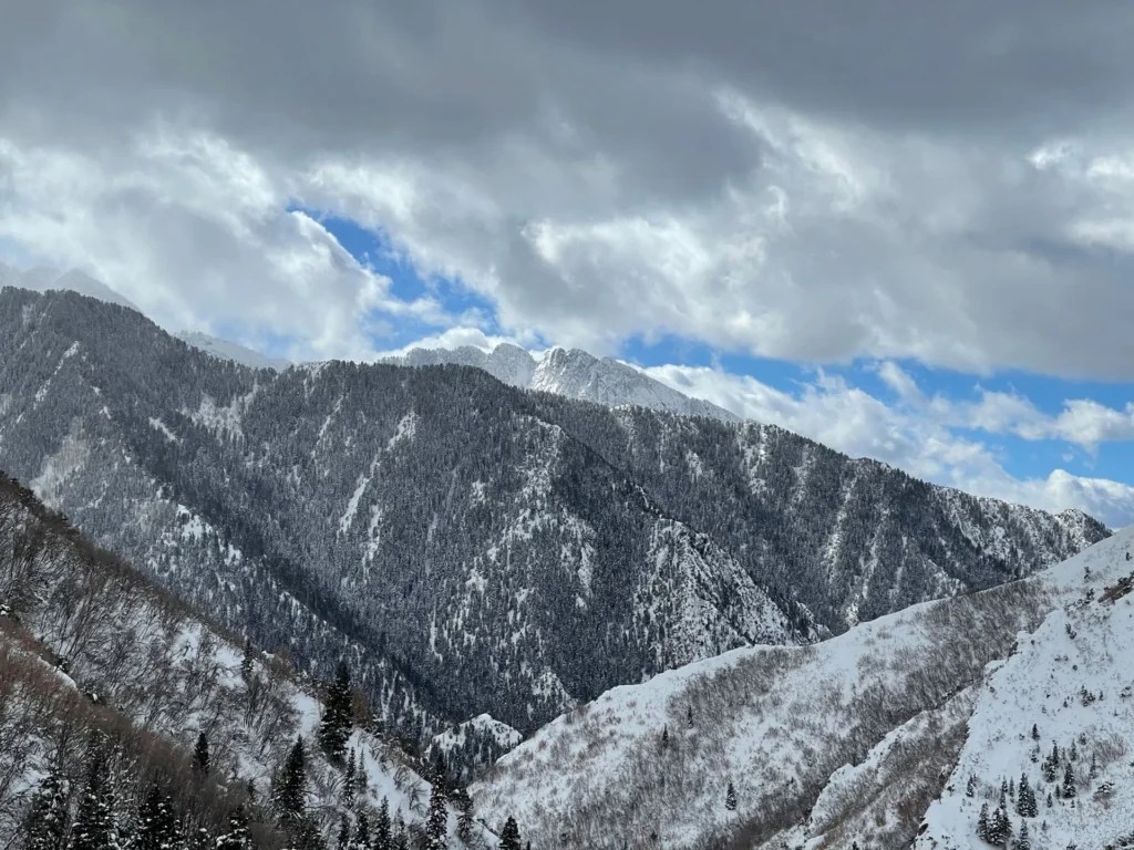 Crampon Hiking Grandeur Peak East Trail from Church Fork
