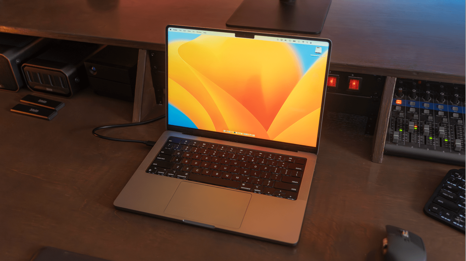 14" macbook pro