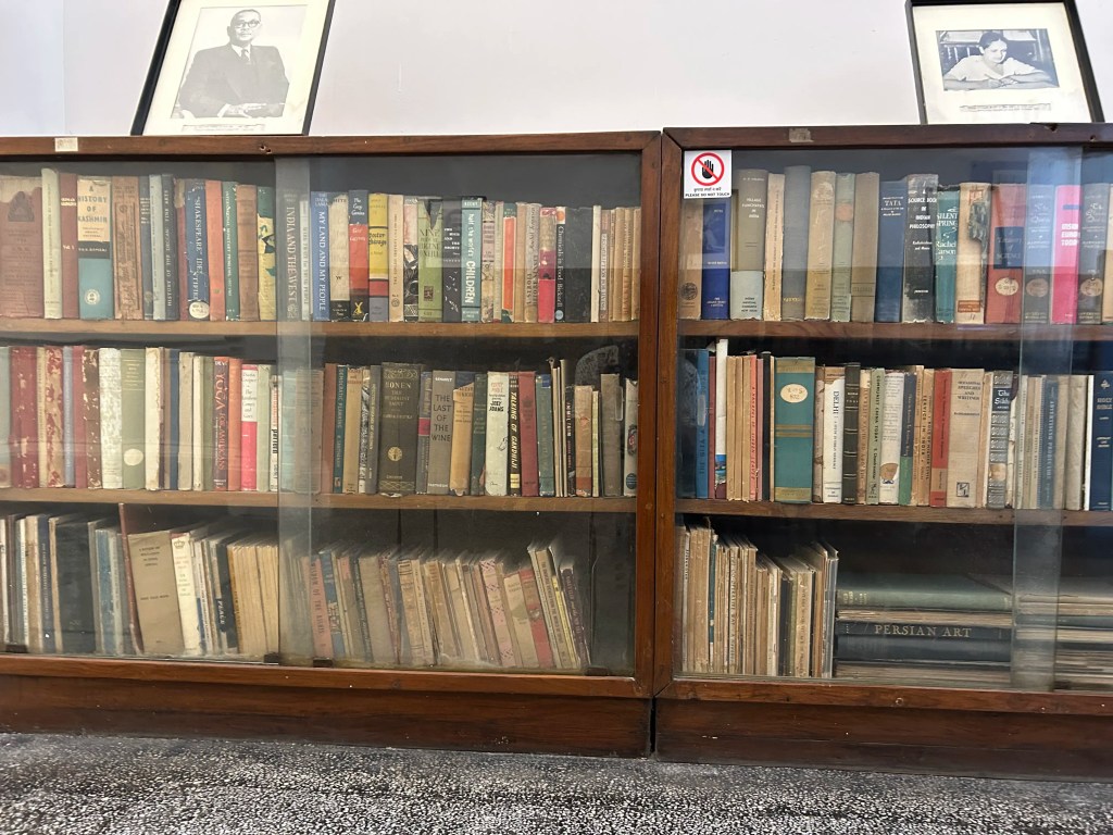 A Day in the Life of Pradhanmantri Sangrahalaya (Museum on Indian Prime Ministers) 4 the books nehru read