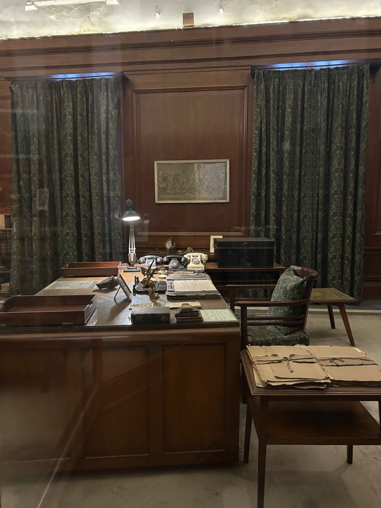 A Day in the Life of Pradhanmantri Sangrahalaya (Museum on Indian Prime Ministers) 5 Nehru's study office