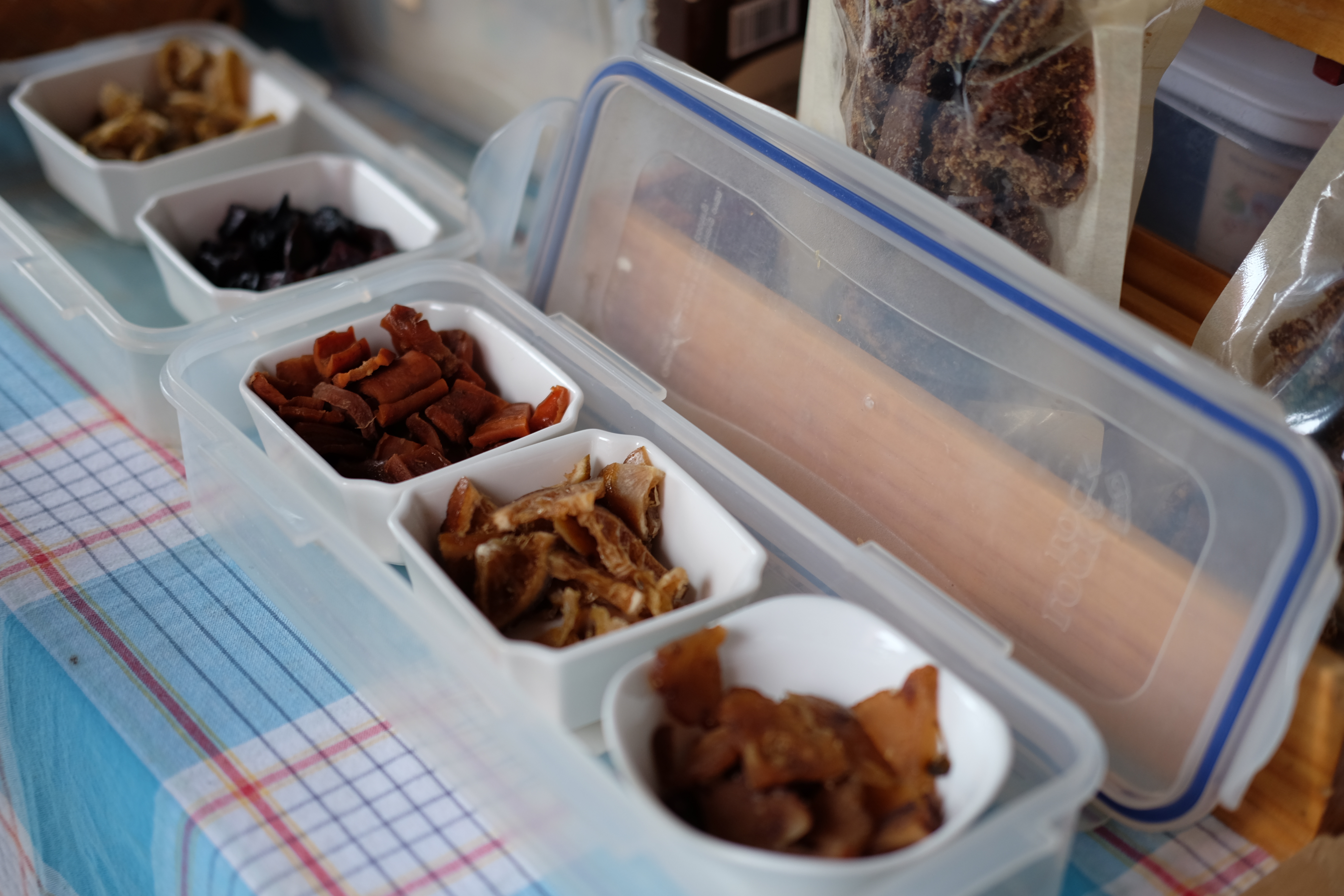 ผักดองคุณป้ามีขายหลายอย่า / Water Garden organic Farmers Market, ไทเป ไต้หวัน