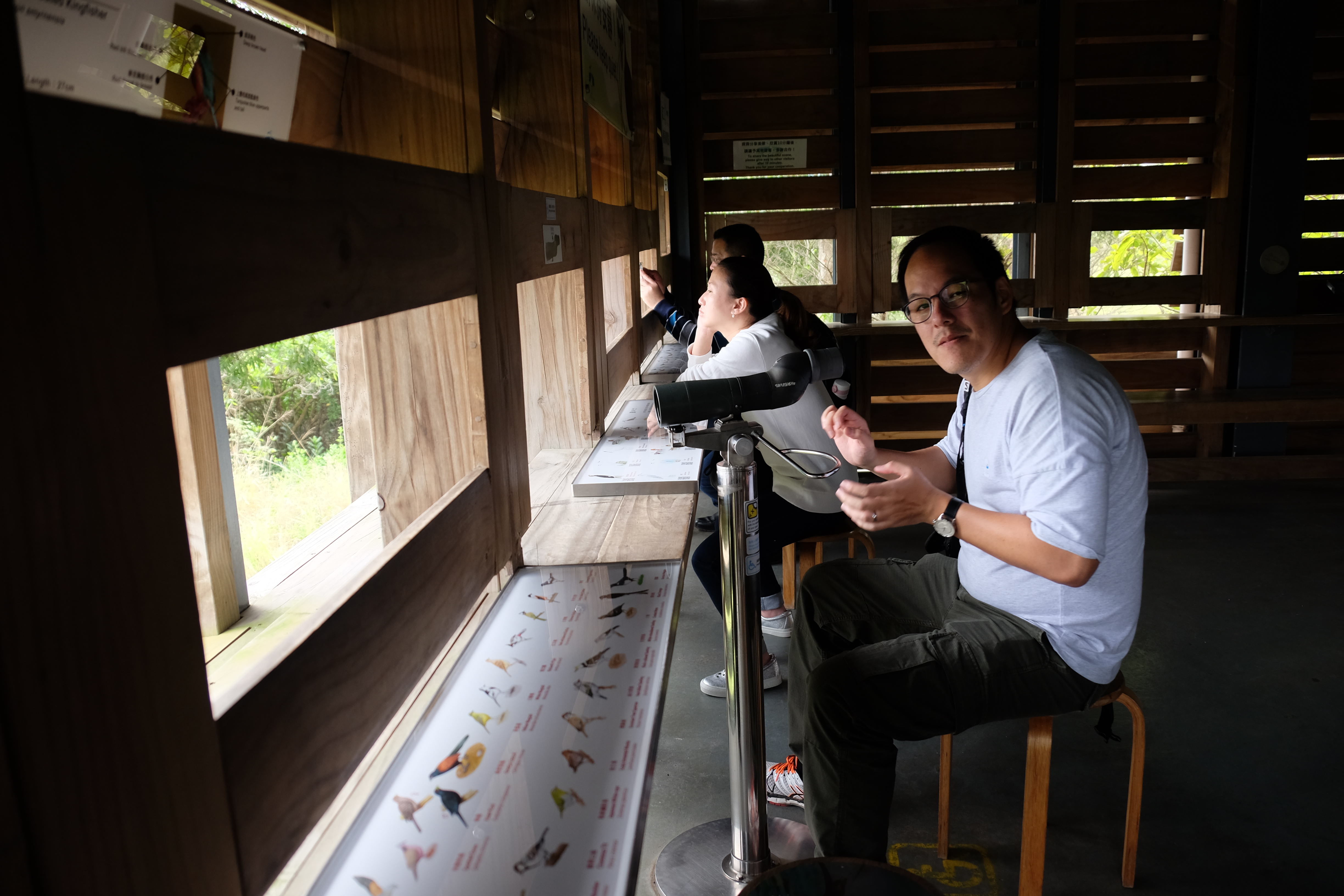 เคาน์เตอร์ส่องนก มีรูปนกพร้อมชื่อให้เสร็จสรรพ