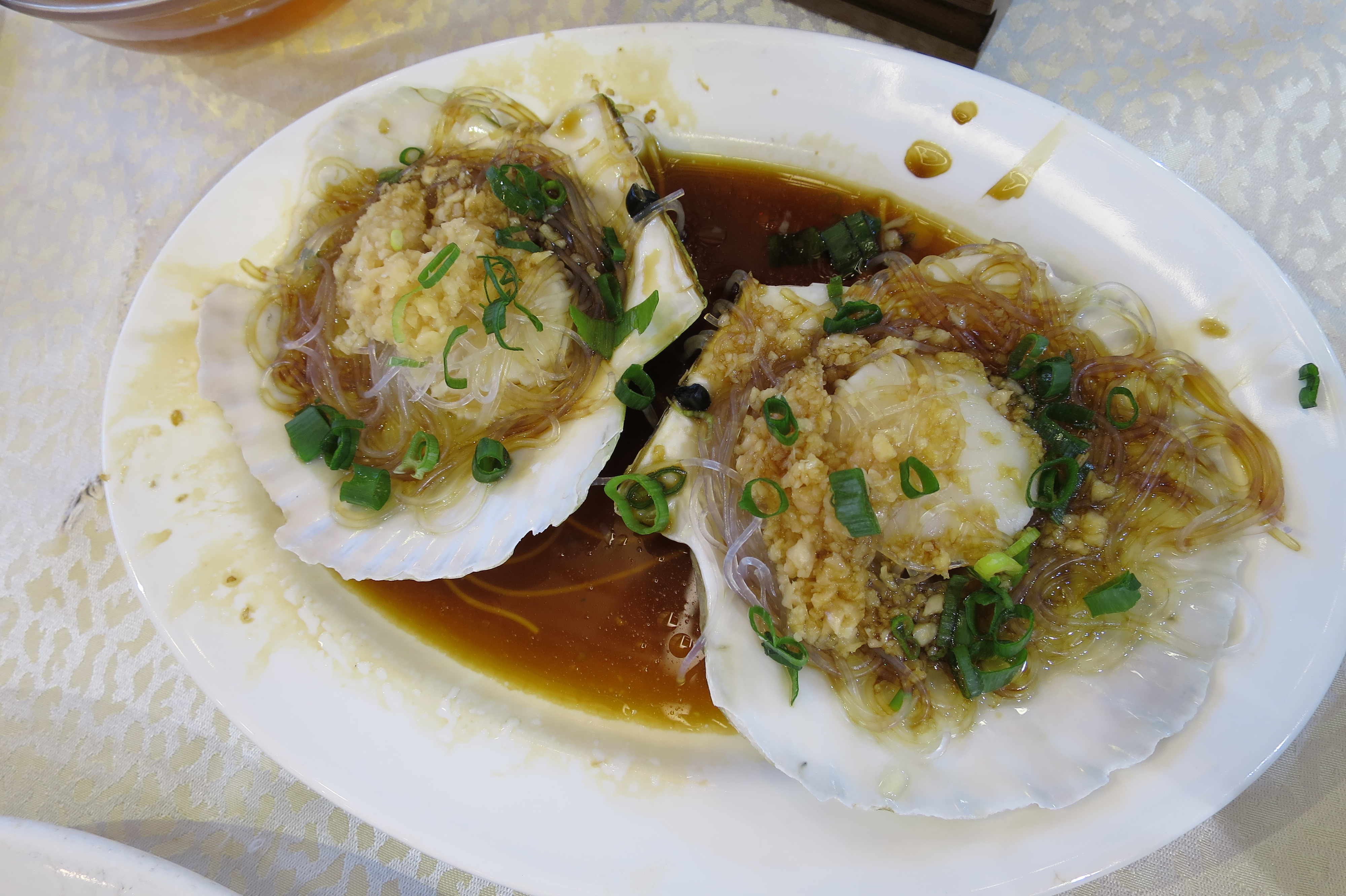 หอยเชลล์วุ้นเส้น