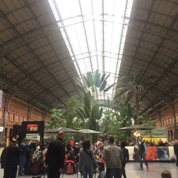 สถานีรถไฟในมาดริด