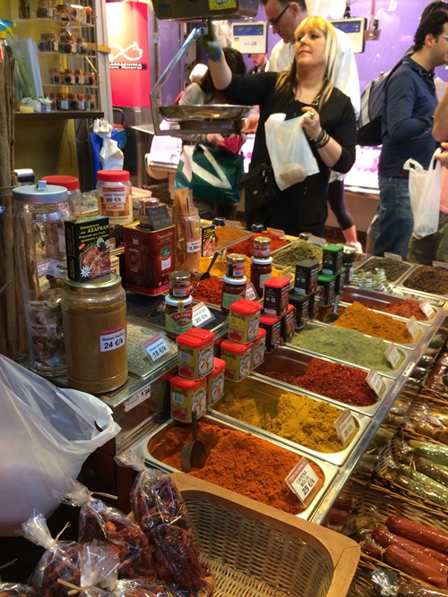 ตลาด La Boqueria บาร์เซโลน่า สเปน