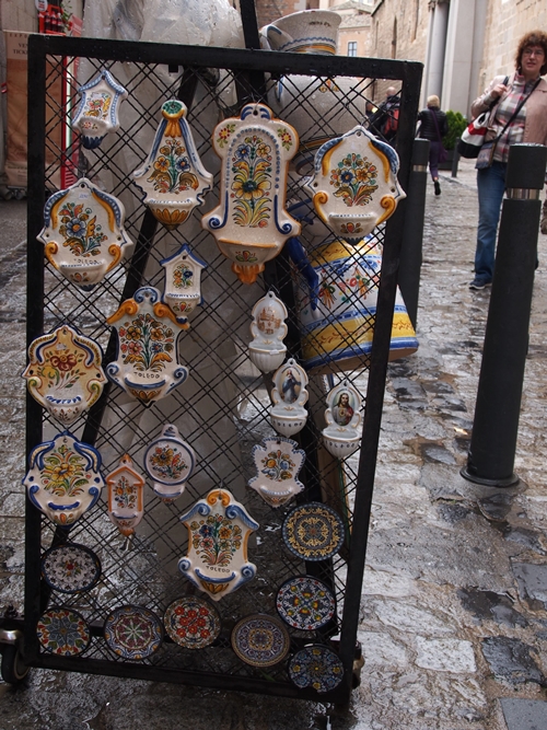 ของที่ระลึกสีสันสดใส